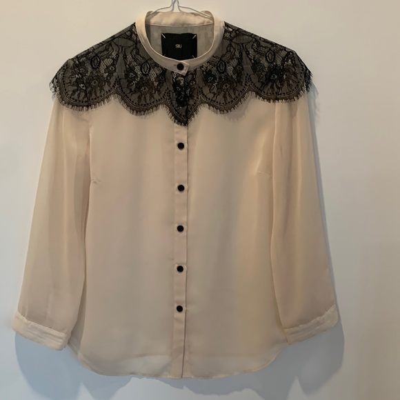 Sheer blouse with French lace - Picture 9 of 12